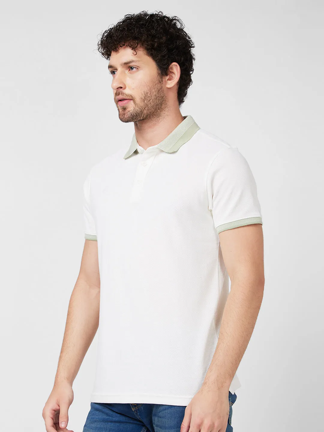 Spykar Polo Neck Half Sleeve Off White Solid T-Shirt For Men